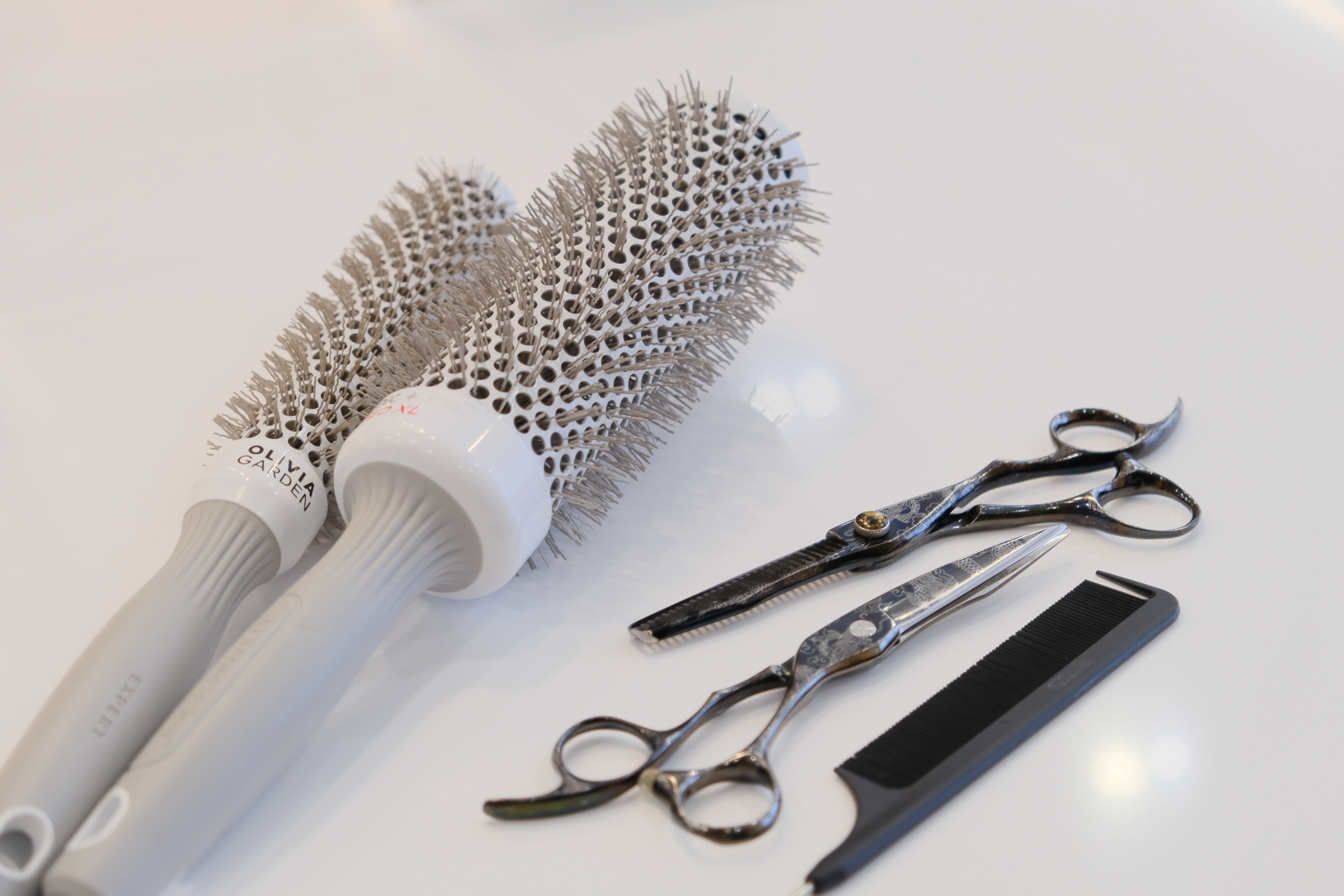 СТРИЖКА ГОРЯЧИМИ НОЖНИЦАМИ